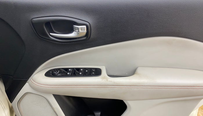 2018 Jeep Compass LIMITED 1.4 PETROL AT, Petrol, Automatic, 68,910 km, Driver Side Door Panels Control