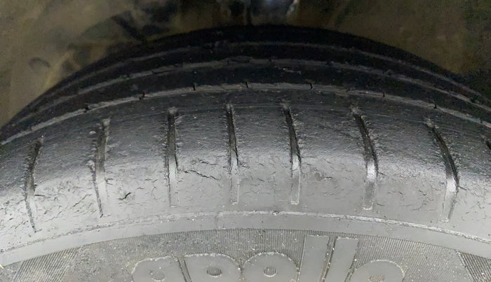 2018 Maruti Baleno ALPHA CVT PETROL 1.2, Petrol, Automatic, 75,910 km, Left Front Tyre Tread