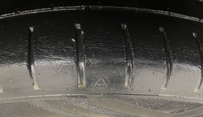 2021 Maruti Baleno ZETA PETROL 1.2, Petrol, Manual, 46,025 km, Left Front Tyre Tread