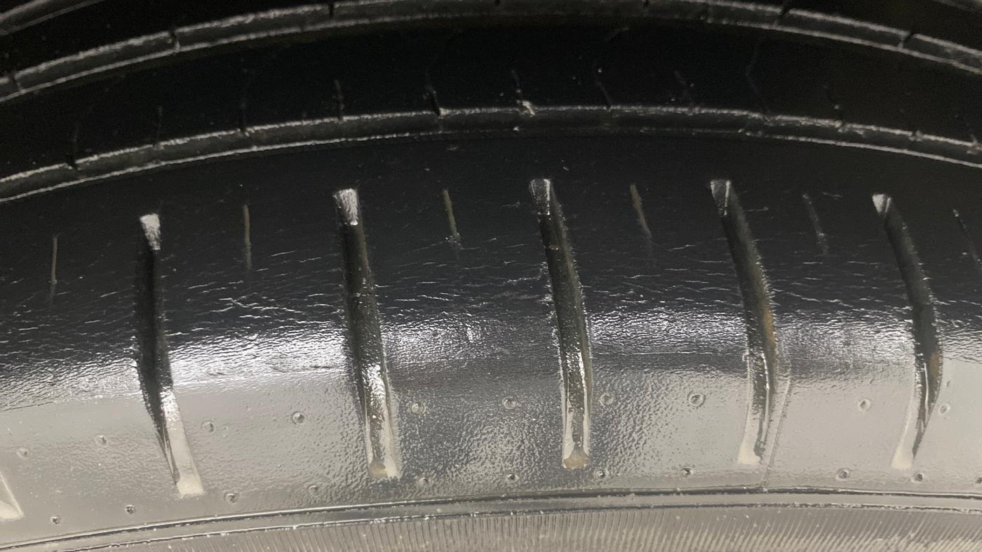 2021 Maruti Baleno ZETA PETROL 1.2, Petrol, Manual, 46,025 km, Left Rear Tyre Tread