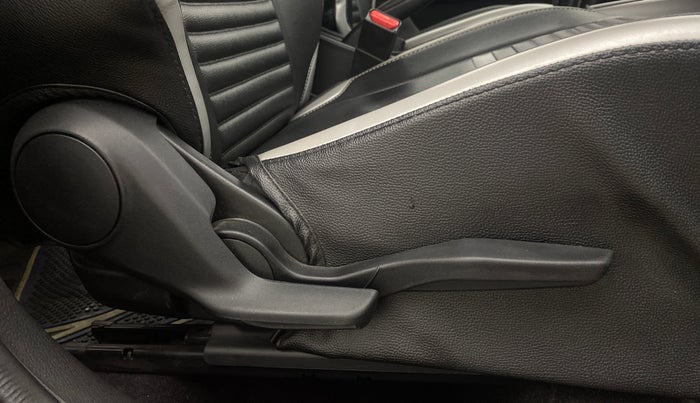 2021 Maruti Baleno ZETA PETROL 1.2, Petrol, Manual, 46,025 km, Driver Side Adjustment Panel