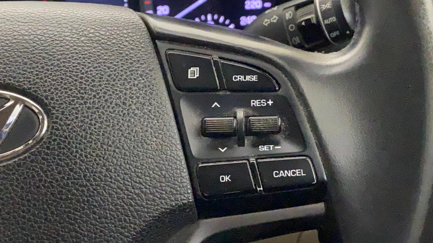 2019 Hyundai Tucson GLS 2WD AT PETROL, Petrol, Automatic, 94,340 km, Adaptive Cruise Control