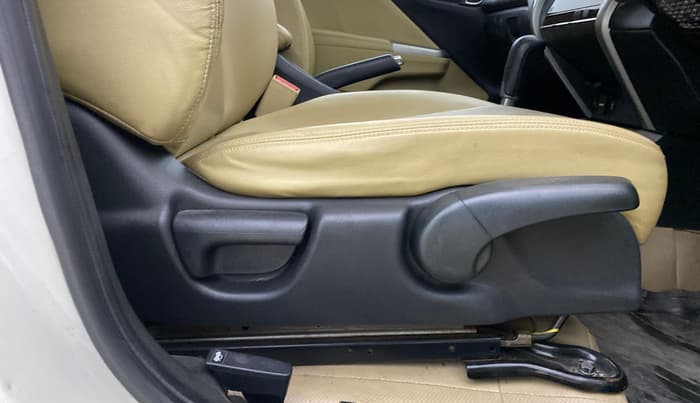 2018 Honda City 1.5L I-VTEC ZX CVT, Petrol, Automatic, 49,892 km, Driver Side Adjustment Panel