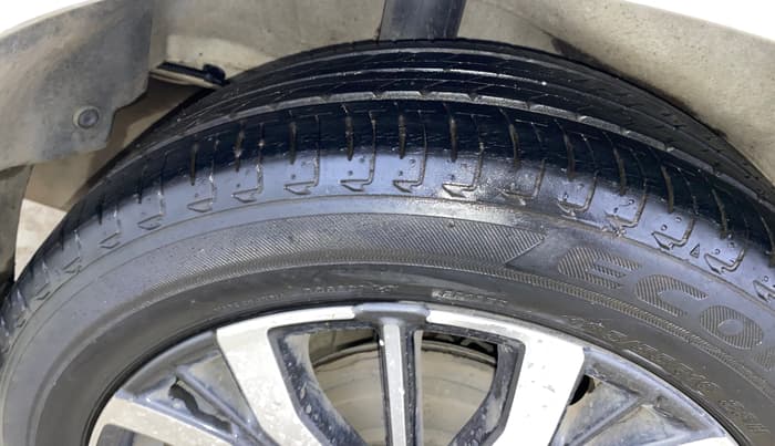 2018 Honda City 1.5L I-VTEC ZX CVT, Petrol, Automatic, 49,892 km, Right Rear Tyre Tread