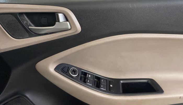 2015 Hyundai Elite i20 SPORTZ 1.2, Petrol, Manual, 89,773 km, Driver Side Door Panels Control