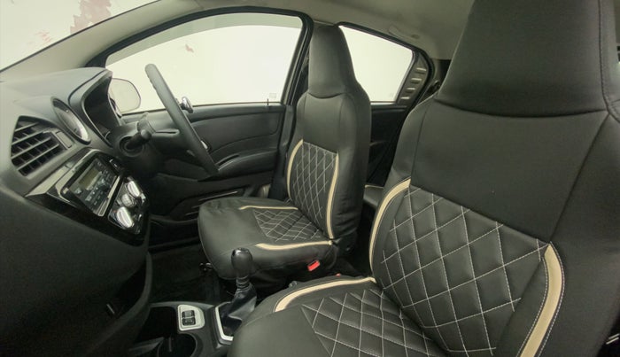 2018 Datsun Redi Go T(O) 1.0 AMT, Petrol, Automatic, 16,485 km, Right Side Front Door Cabin