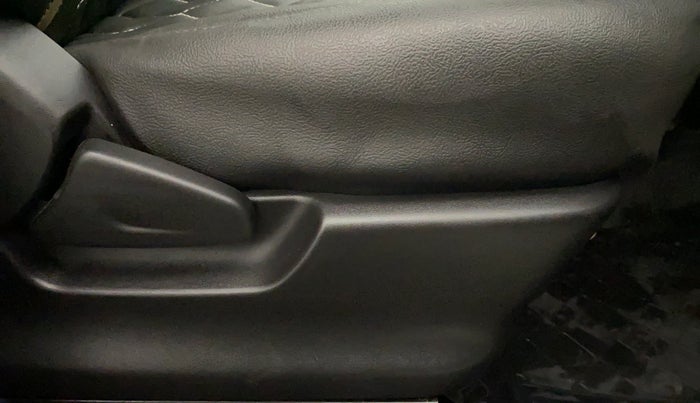 2018 Datsun Redi Go T(O) 1.0 AMT, Petrol, Automatic, 16,485 km, Driver Side Adjustment Panel