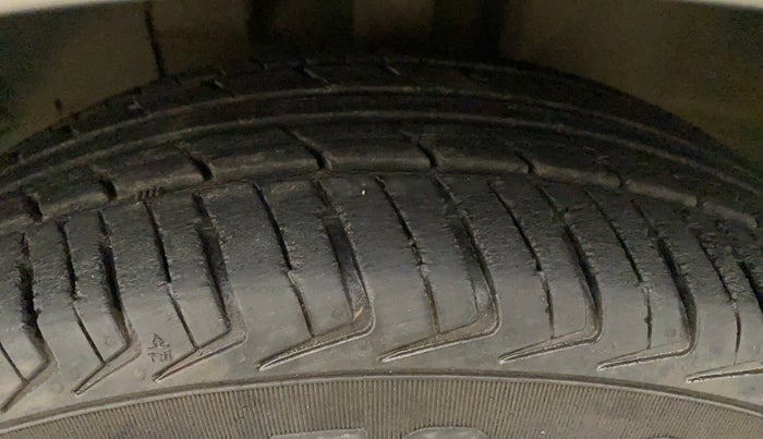 2018 Datsun Redi Go T(O) 1.0 AMT, Petrol, Automatic, 16,485 km, Left Front Tyre Tread