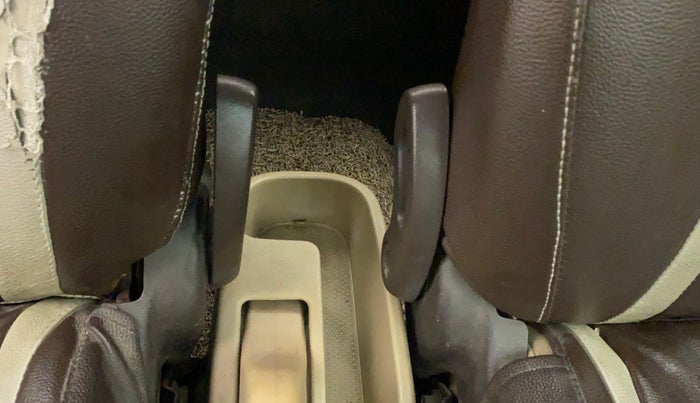2010 Hyundai i10 MAGNA 1.2, Petrol, Manual, 89,388 km, Driver Side Adjustment Panel