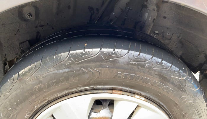 2020 Honda Amaze 1.2L I-VTEC S, Petrol, Manual, 1,01,334 km, Left Rear Tyre Tread