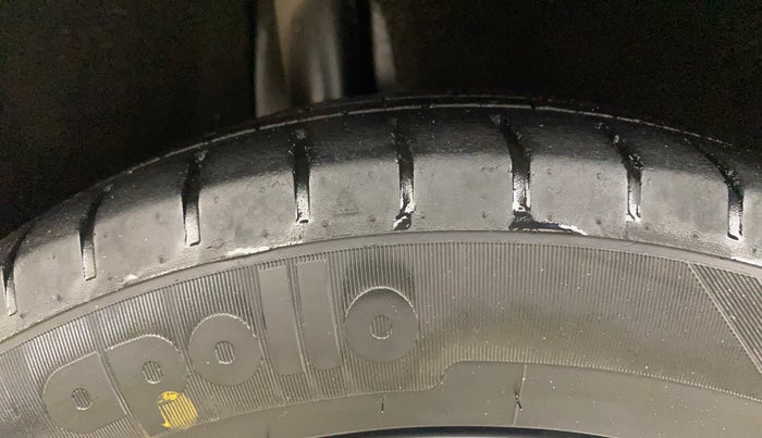 2018 Maruti Baleno ZETA CVT PETROL 1.2, Petrol, Automatic, 30,962 km, Right Rear Tyre Tread