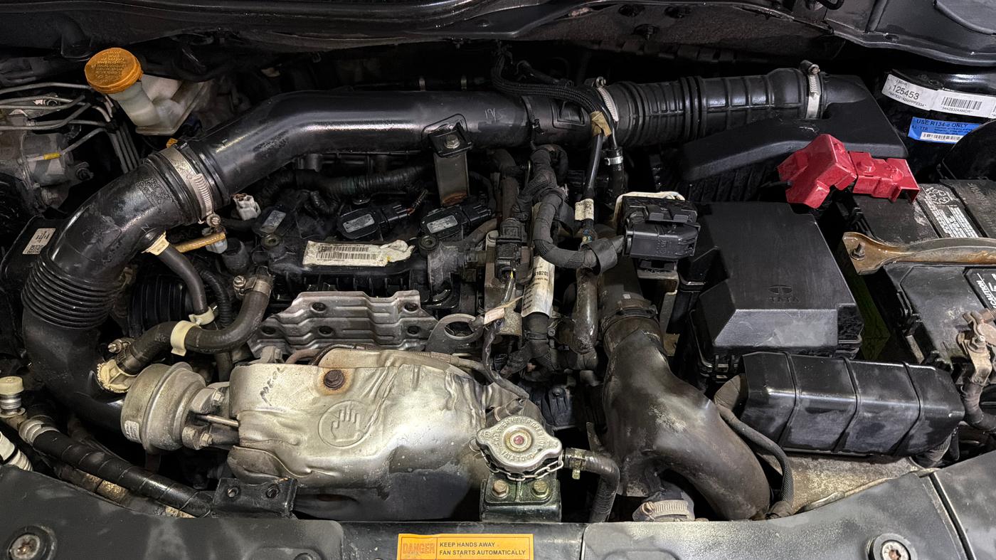 2021 Tata ALTROZ XZ PLUS PETROL DARK EDITION, Petrol, Manual, 42,772 km, Engine View