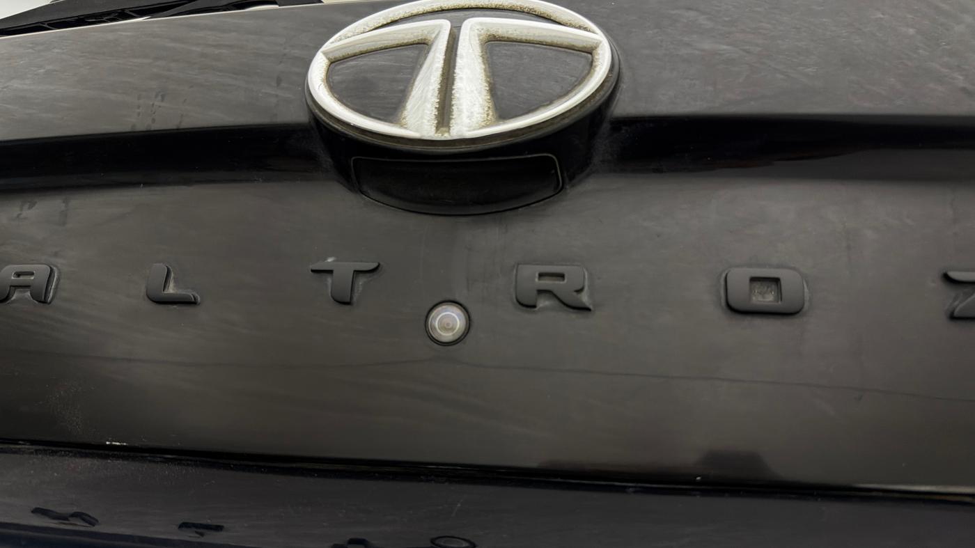 2021 Tata ALTROZ XZ PLUS PETROL DARK EDITION, Petrol, Manual, 42,772 km, Parking Camera