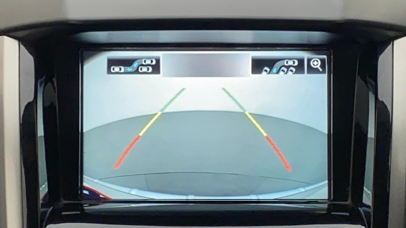 2019 Mahindra XUV500 W9 AT, Diesel, Automatic, 30,880 km, Parking Camera