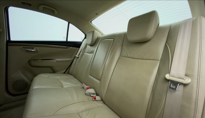 2019 Maruti Ciaz ALPHA  AT 1.5 SHVS PETROL, Petrol, Automatic, 54,951 km, Right Side Rear Door Cabin