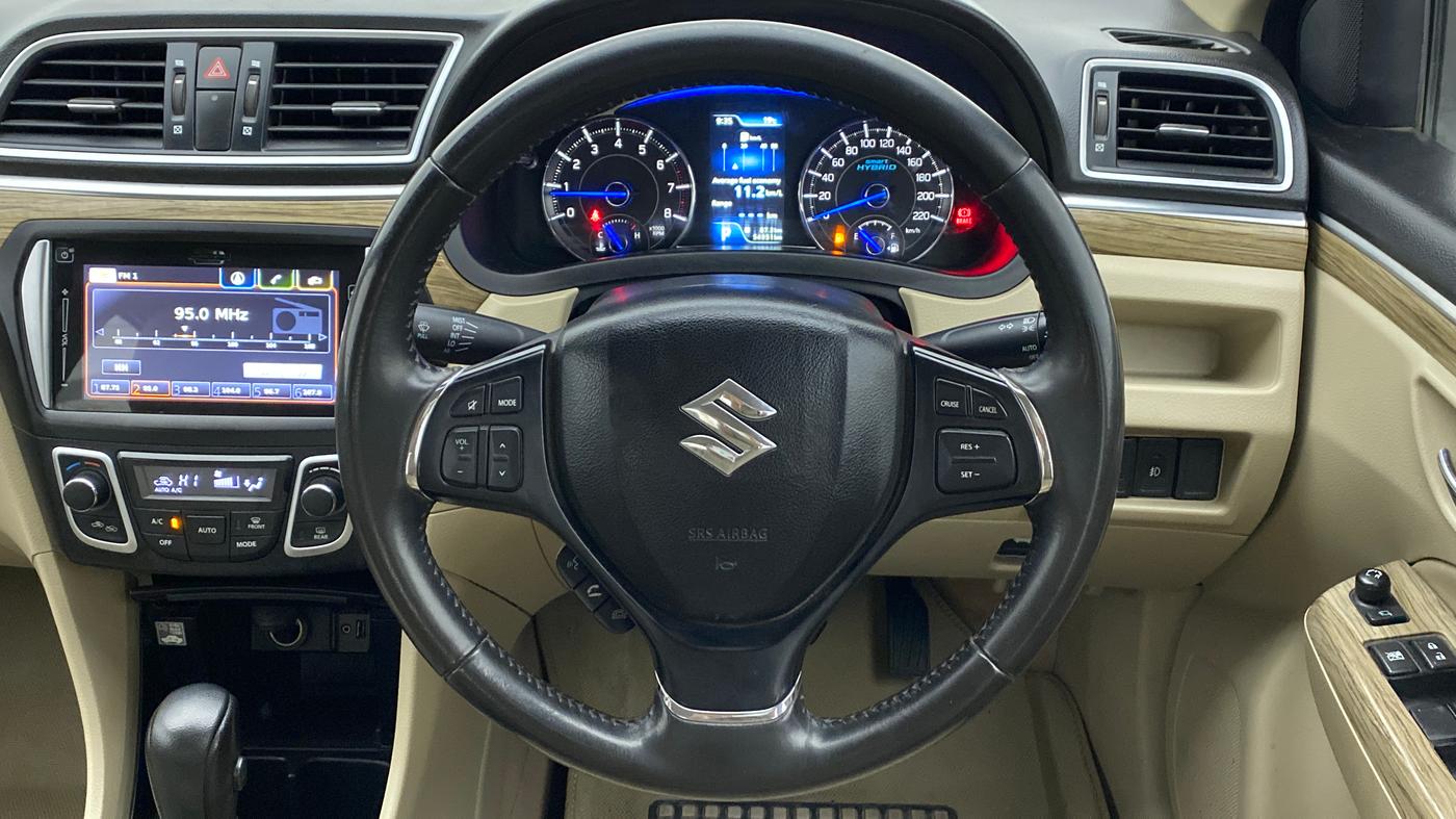 2019 Maruti Ciaz ALPHA  AT 1.5 SHVS PETROL, Petrol, Automatic, 54,951 km, Steering Wheel Close Up