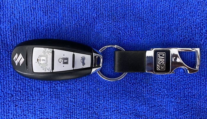 2019 Maruti Ciaz ALPHA  AT 1.5 SHVS PETROL, Petrol, Automatic, 54,951 km, Key Close Up