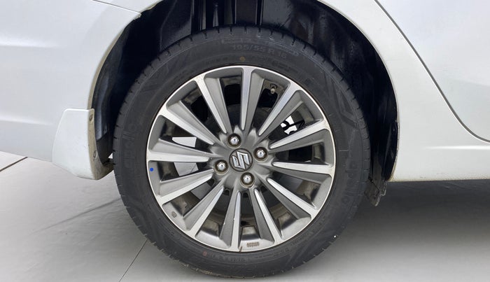 2019 Maruti Ciaz ALPHA  AT 1.5 SHVS PETROL, Petrol, Automatic, 54,951 km, Right Rear Wheel