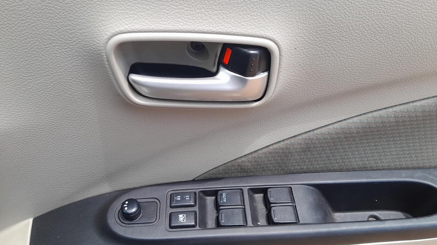 2019 Maruti Celerio ZXI AMT, Petrol, Automatic, 58,886 km, Driver Side Door Panels Control
