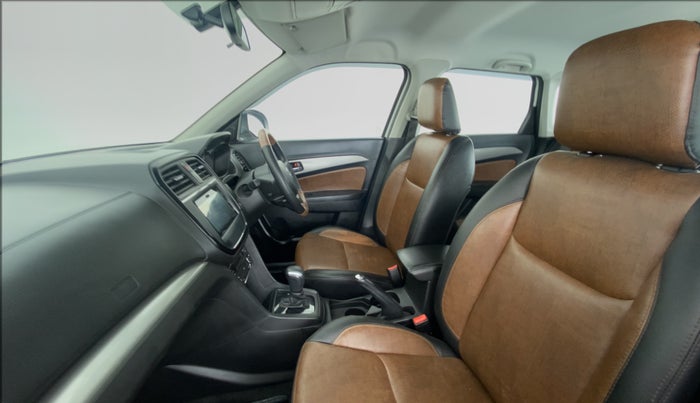2018 Maruti Vitara Brezza ZDI + AMT, Diesel, Automatic, 34,843 km, Right Side Front Door Cabin