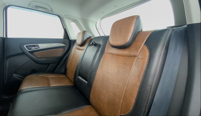2018 Maruti Vitara Brezza ZDI + AMT, Diesel, Automatic, 34,843 km, Right Side Rear Door Cabin