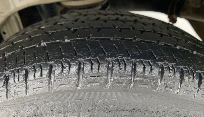 2012 Maruti Alto K10 LXI, CNG, Manual, 36,153 km, Left Rear Tyre Tread