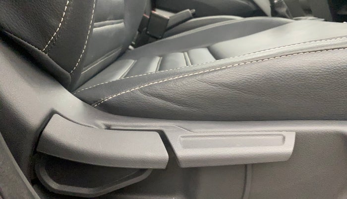 2020 Hyundai GRAND I10 NIOS SPORTZ AMT 1.2 KAPPA VTVT, Petrol, Automatic, 16,617 km, Driver Side Adjustment Panel