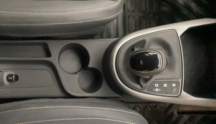 2020 Hyundai GRAND I10 NIOS SPORTZ AMT 1.2 KAPPA VTVT, Petrol, Automatic, 16,617 km, Gear Lever