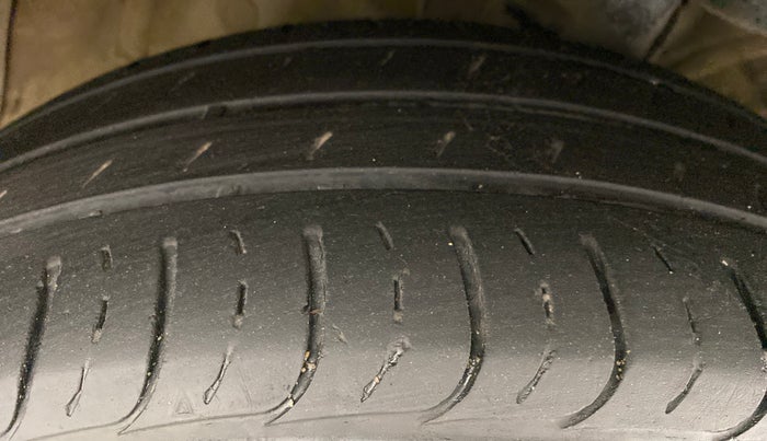 2019 KIA SELTOS HTK PLUS 1.5 PETROL, Petrol, Manual, 35,854 km, Right Front Tyre Tread