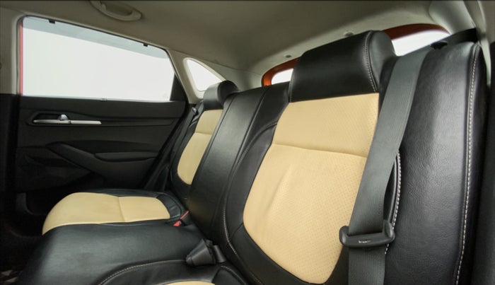 2019 KIA SELTOS HTK PLUS 1.5 PETROL, Petrol, Manual, 35,854 km, Right Side Rear Door Cabin
