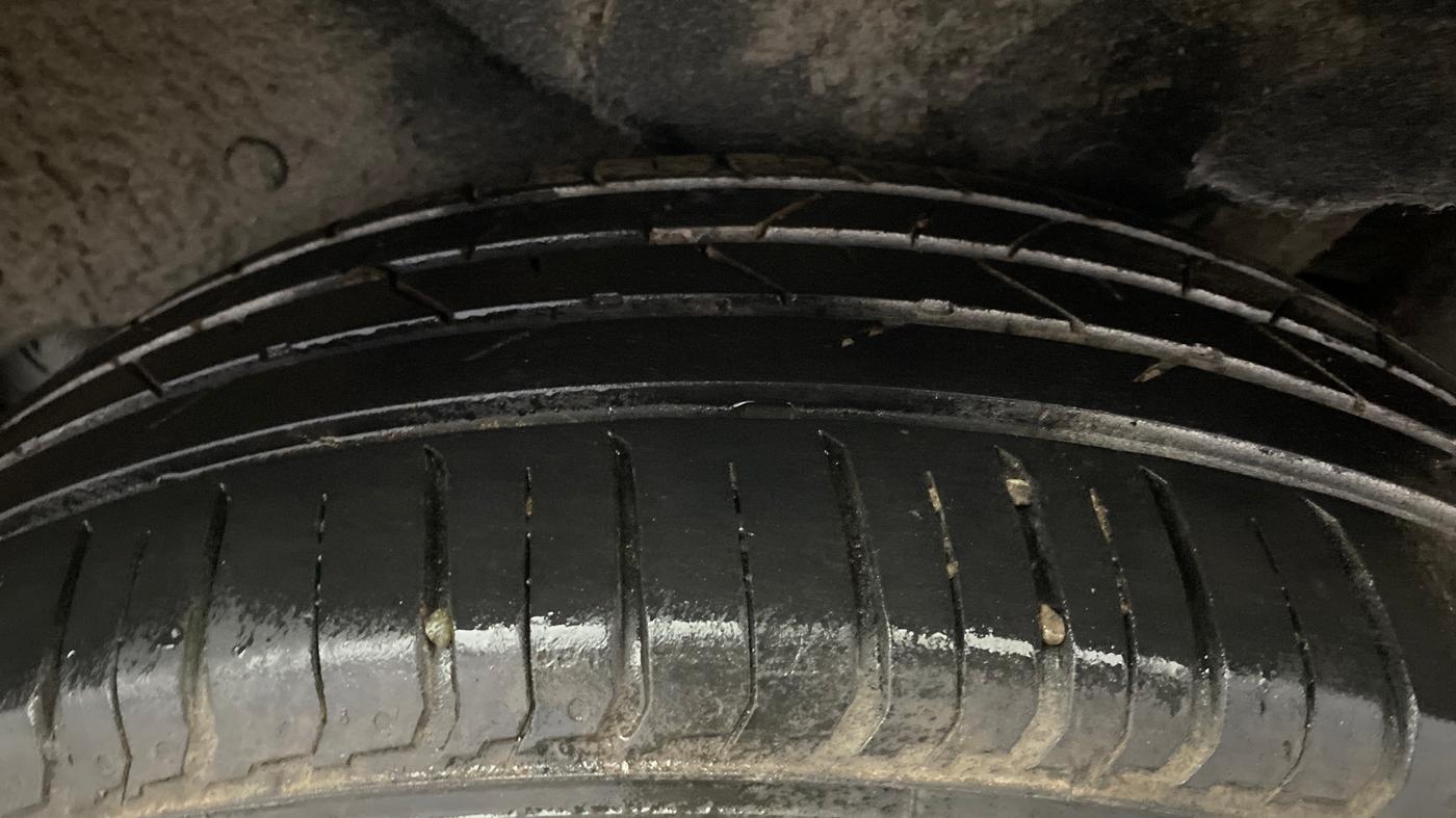2021 Mahindra MARAZZO M2 7STR, Diesel, Manual, 72,954 km, Left Rear Tyre Tread