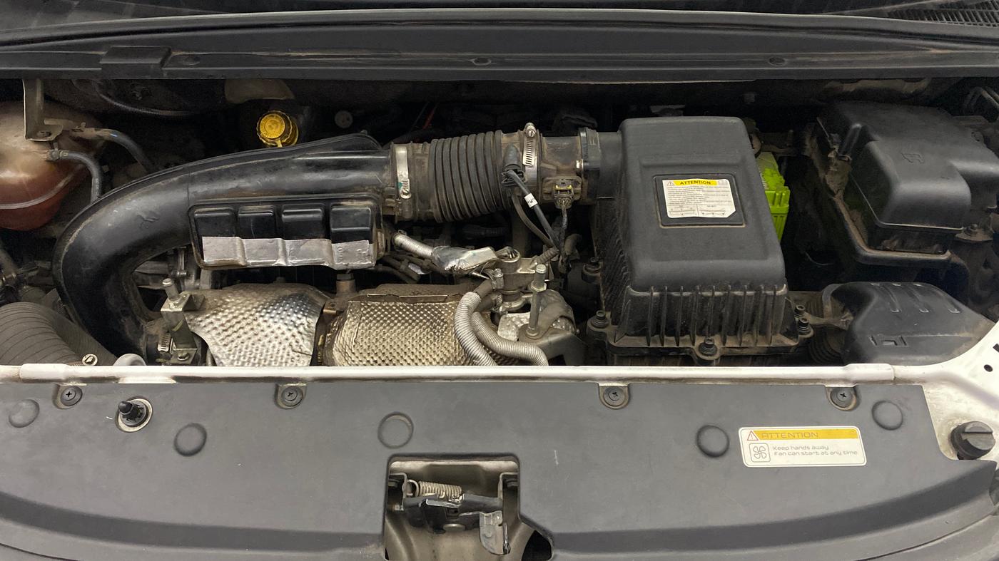 2021 Mahindra MARAZZO M2 7STR, Diesel, Manual, 72,954 km, Engine View