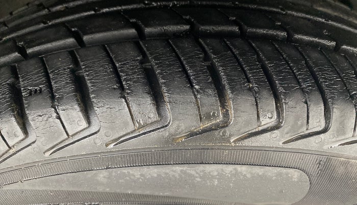 2019 Tata Tiago XM PETROL, Petrol, Manual, 12,041 km, Right Front Tyre Tread