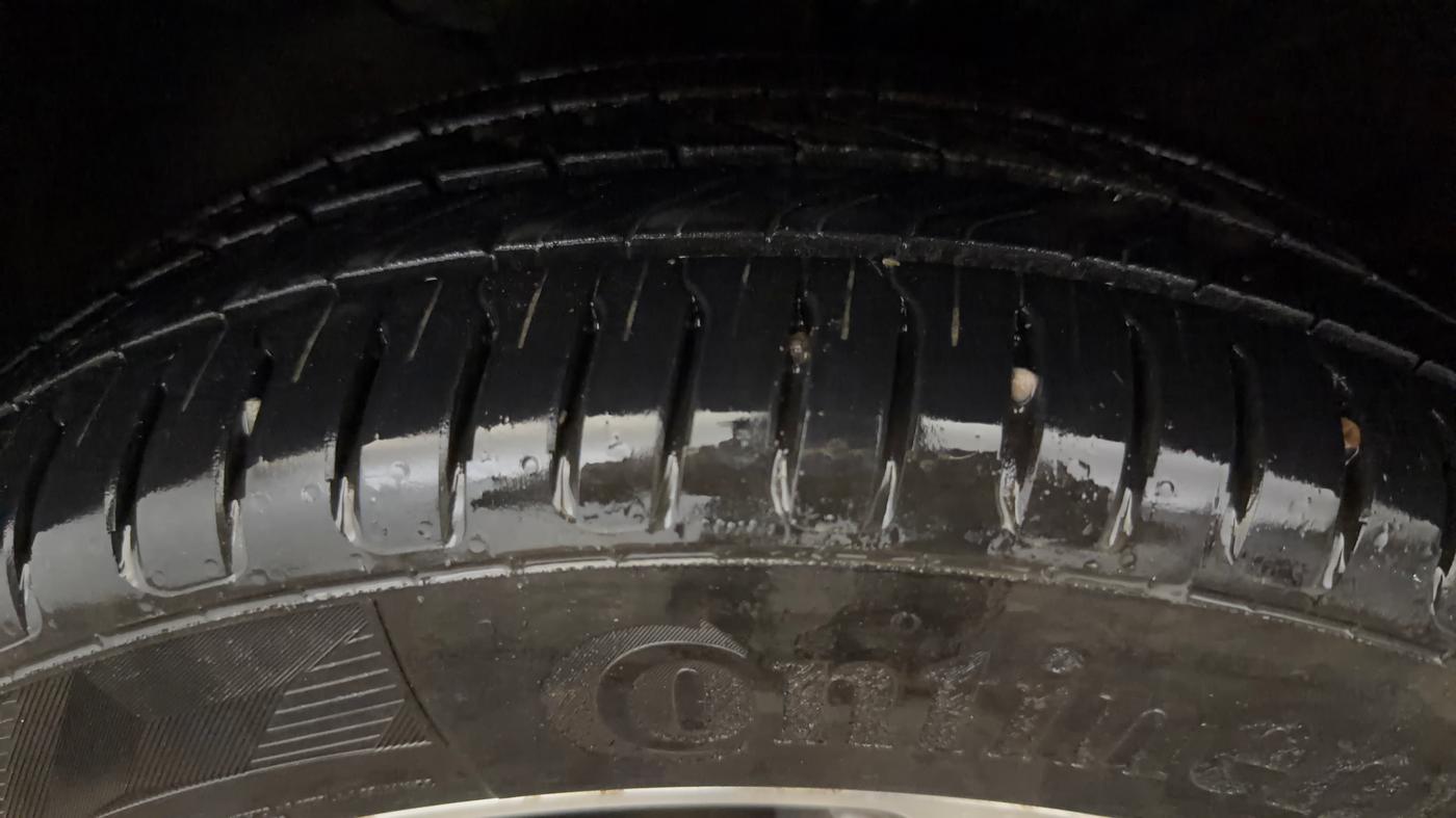 2019 Hyundai Verna 1.6 VTVT SX, Petrol, Manual, 82,131 km, Left Front Tyre Tread