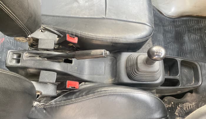 2020 Maruti Eeco 7 STR, Petrol, Manual, 44,986 km, Gear Lever