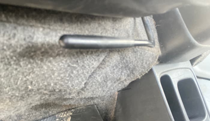 2020 Maruti Eeco 7 STR, Petrol, Manual, 44,986 km, Driver Side Adjustment Panel
