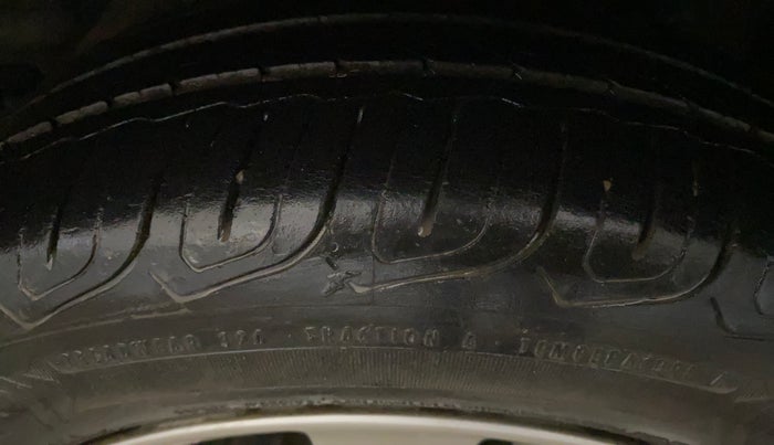 2017 Honda Amaze 1.2L I-VTEC S OPT, Petrol, Manual, 38,200 km, Left Rear Tyre Tread
