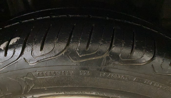 2017 Honda Amaze 1.2L I-VTEC S OPT, Petrol, Manual, 38,200 km, Right Rear Tyre Tread