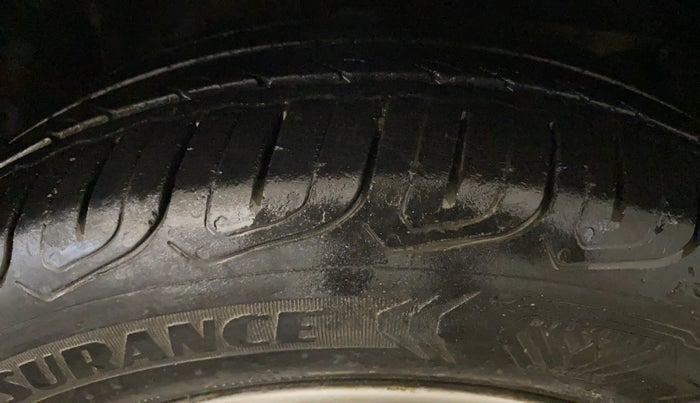 2017 Honda Amaze 1.2L I-VTEC S OPT, Petrol, Manual, 38,200 km, Right Front Tyre Tread