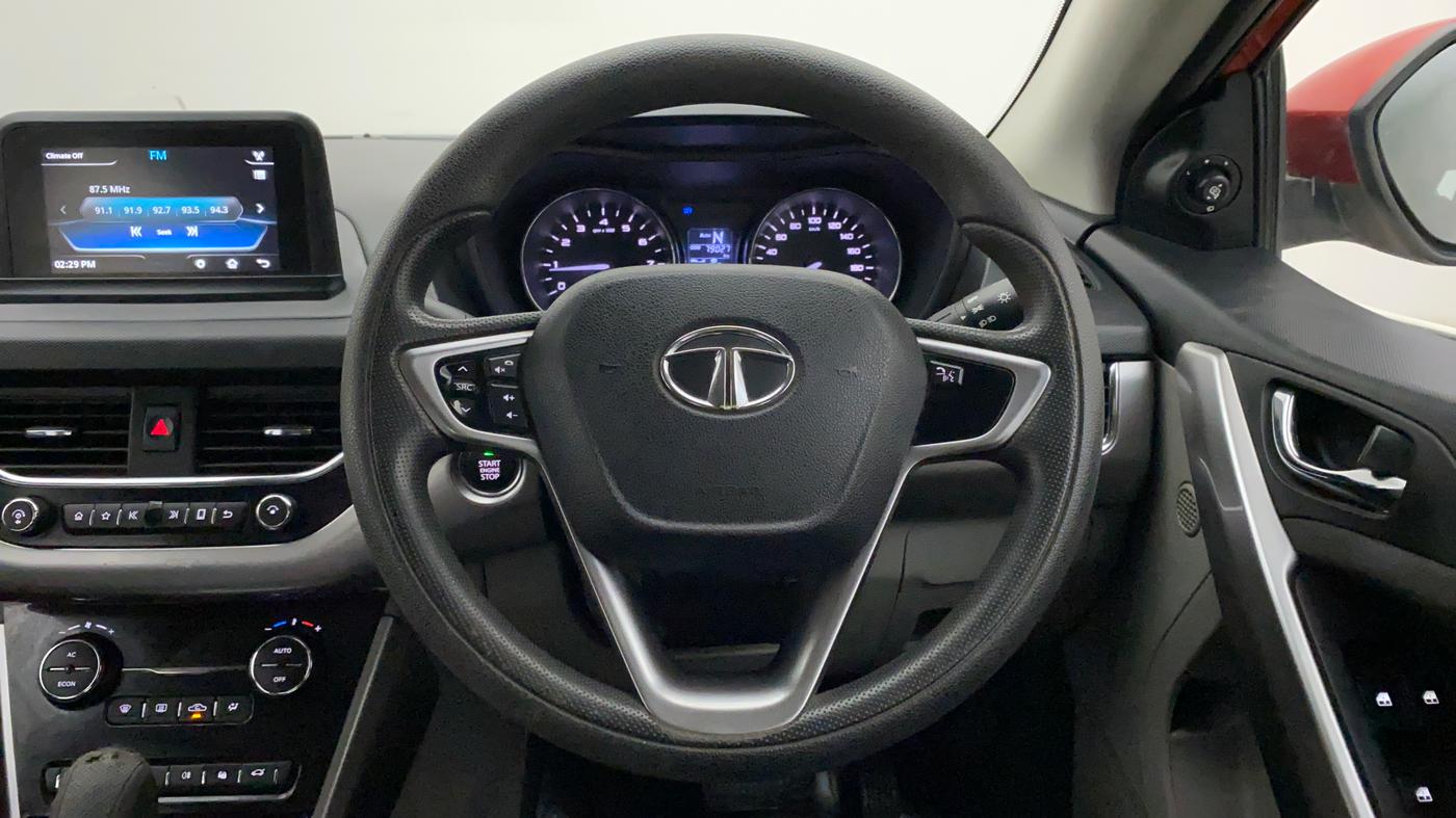 2018 Tata NEXON XZA PLUS DIESEL, Diesel, Automatic, 79,194 km, Steering Wheel Close Up
