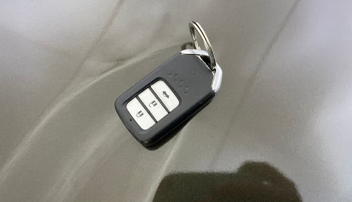 2015 Honda City 1.5L I-VTEC VX CVT, Petrol, Automatic, 1,19,628 km, Key Close Up