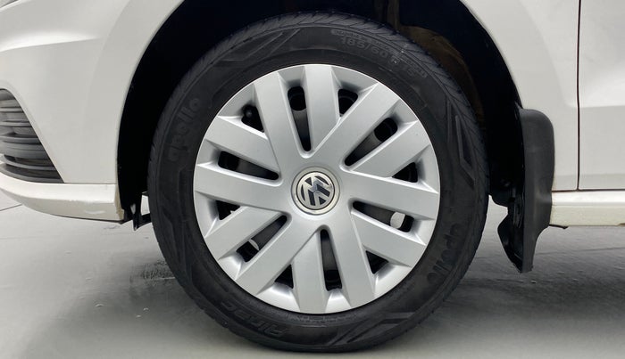 2018 Volkswagen Ameo COMFORTLINE 1.0, Petrol, Manual, 43,534 km, Left Front Wheel