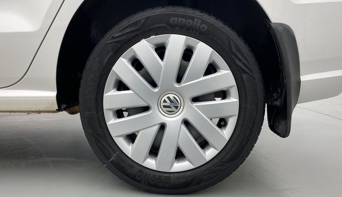 2018 Volkswagen Ameo COMFORTLINE 1.0, Petrol, Manual, 43,534 km, Left Rear Wheel