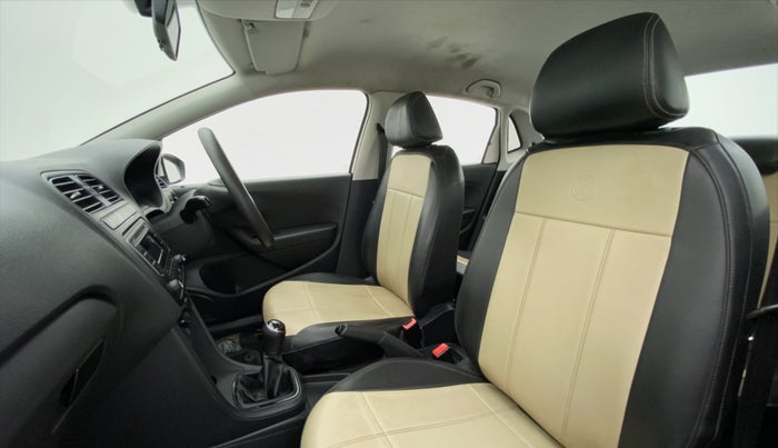 2018 Volkswagen Ameo COMFORTLINE 1.0, Petrol, Manual, 43,534 km, Right Side Front Door Cabin