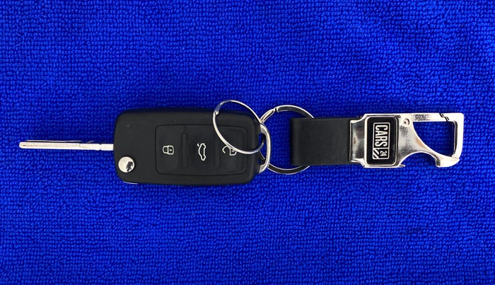 2018 Volkswagen Ameo COMFORTLINE 1.0, Petrol, Manual, 43,534 km, Key Close Up