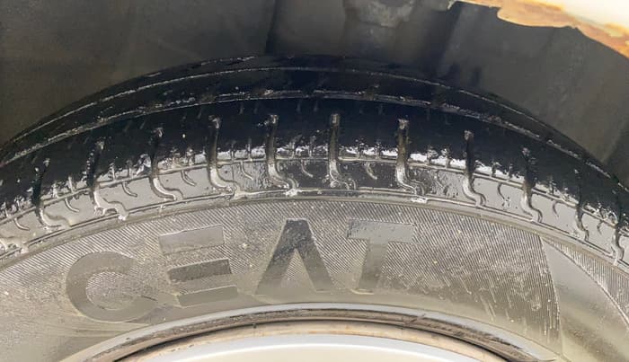 2018 Datsun Redi Go A, Petrol, Manual, 70,975 km, Right Front Tyre Tread