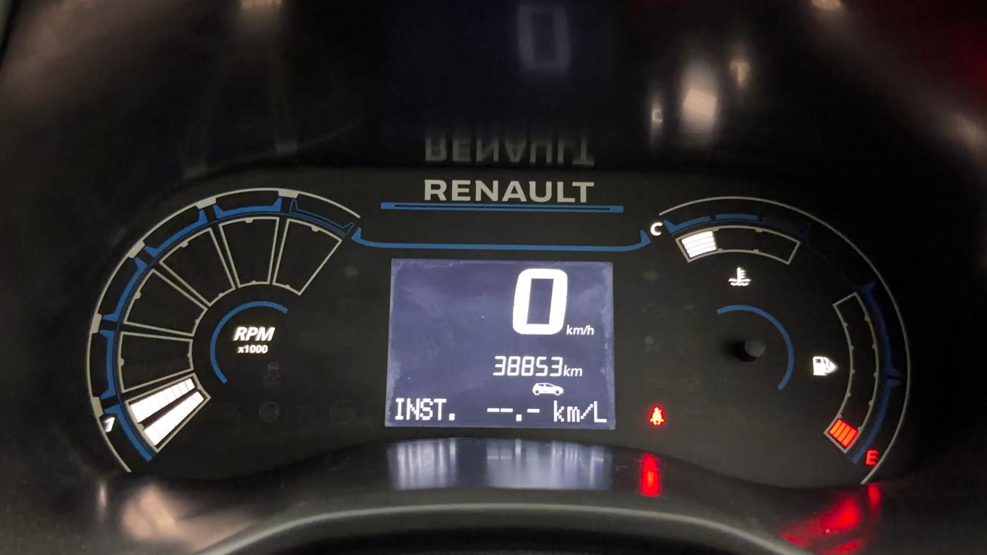 2023 Renault TRIBER RXT, Petrol, Manual, 38,890 km, Odometer Image