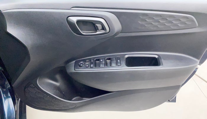 2022 Hyundai GRAND I10 NIOS SPORTZ 1.0 TURBO GDI, Petrol, Manual, 14,375 km, Driver Side Door Panels Control