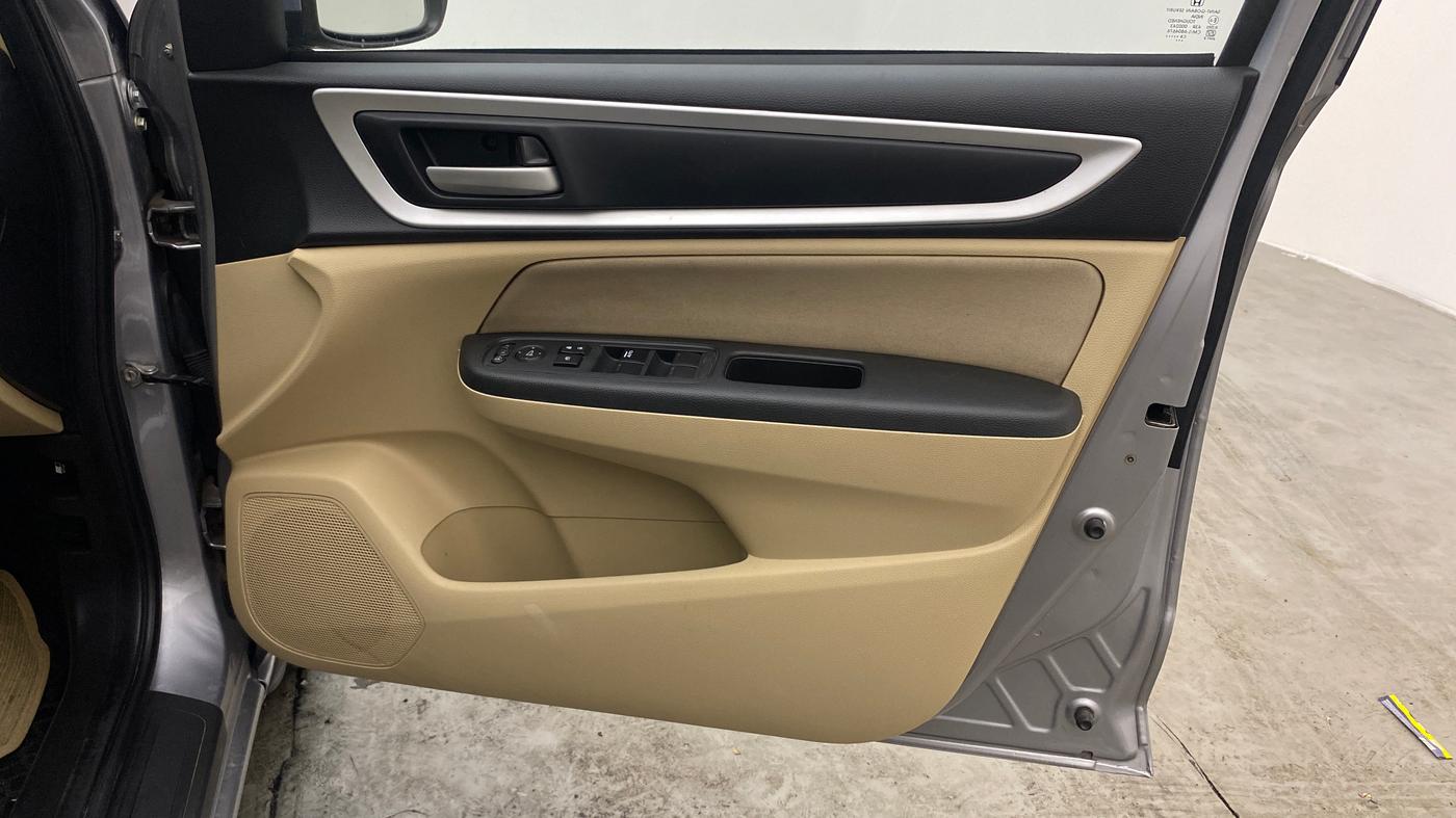 2021 Honda Amaze 1.2L I-VTEC VX CVT, Petrol, Automatic, 27,660 km, Driver Side Door Panels Control