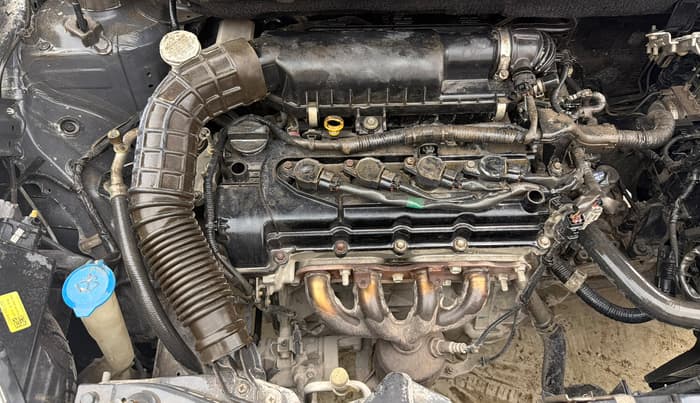 2017 Maruti Dzire LXI, Petrol, Manual, 52,146 km, Engine View - Right